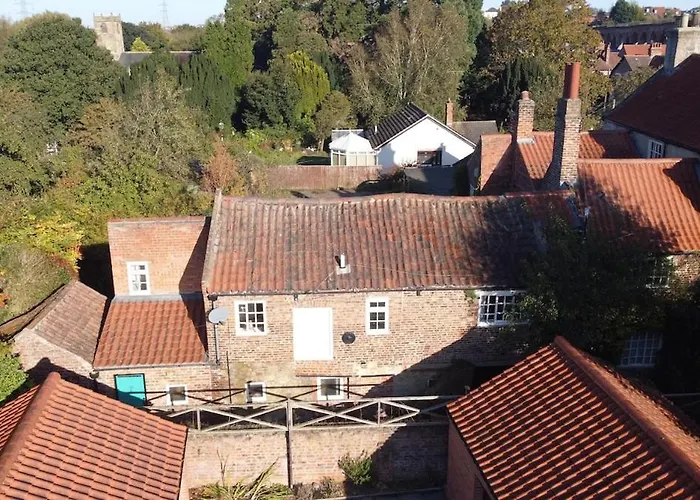 Apartment Crofton Dye House *